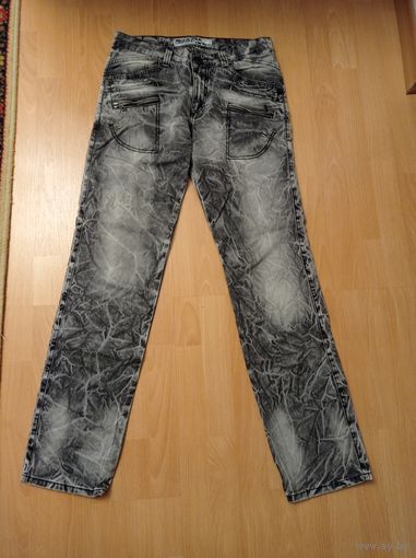 Брендовые джинсы Диффер ( DIFFER ) размер 48 рост 5 почти новые одевались пару раз