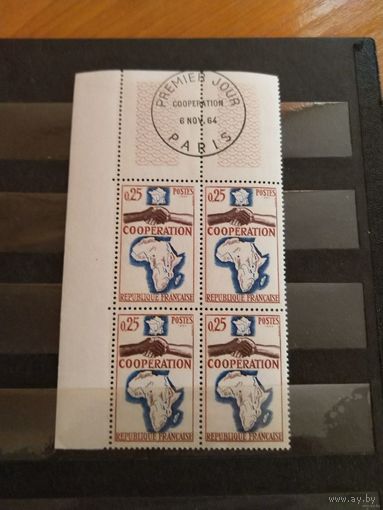 1964 Франция чистый квартблок MNH** и с гашением первого дня на полях совместный выпуск с африканскими странами выпускалась одиночкой (б-7)