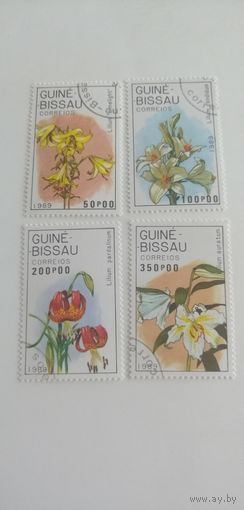 Гвинея Бисау 1989. Лилии. Цветы