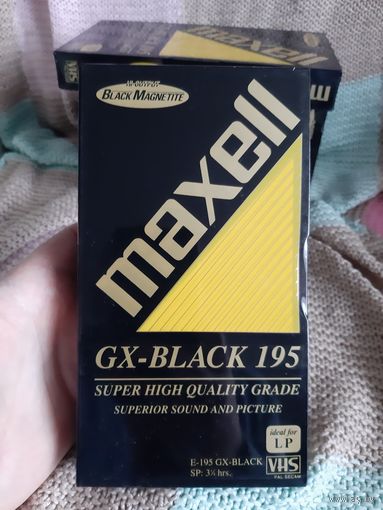 Maxell GX-BLACK 195. BLACK MAGNETITE. JAPAN.