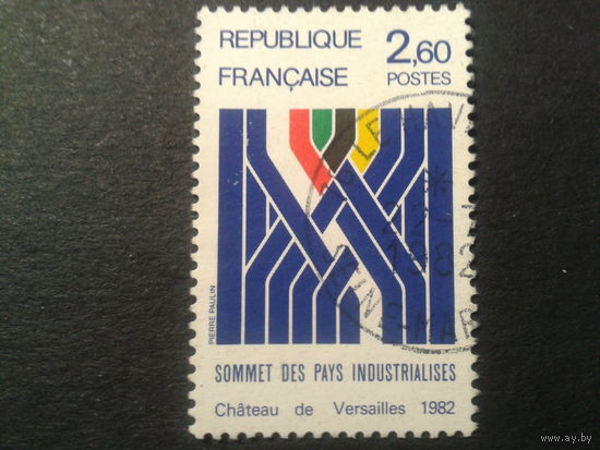 Франция 1982 конференция, символика