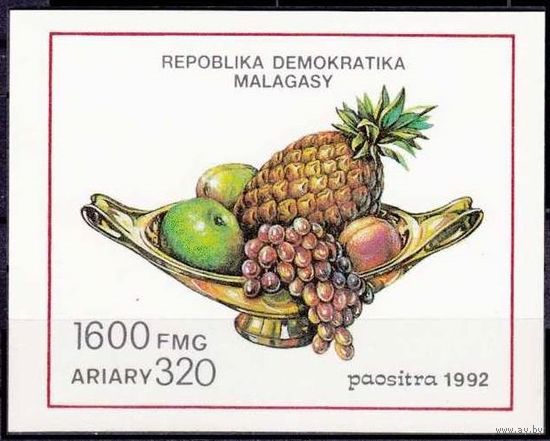 1992 Малагасийская Республика B189b Фрукты 3,00 евро