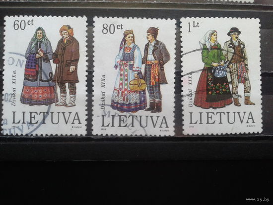 Литва 1993 Народные костюмы Полная серия Михель-2,5 евро гаш
