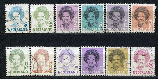 Королева Беатрикс. Стандарт. Нидерланды. 1982-1986. Серия 12 марок