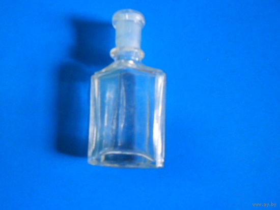 Винтажный флакон парфюмерный.Начало ХХ-го века.