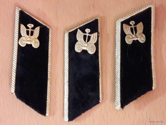 Три офицерские петлицы автомобильных войск СССР (бархат) одним лотом