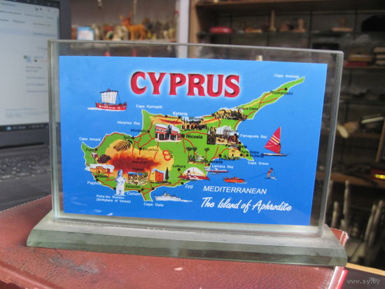 Настольная плакетка Кипр. Лимассол. Стекло, 10,5х16,5х3,5 см.