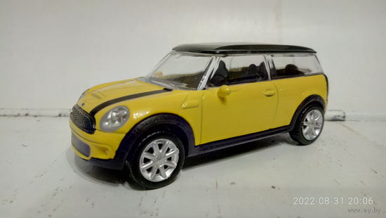 Mini Clubman. 1/43.