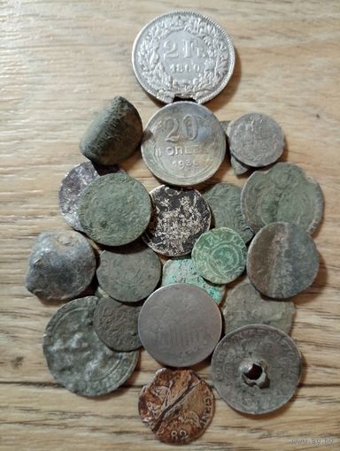 Монетный билон и серебро 42 гр. на реставрацию или ..