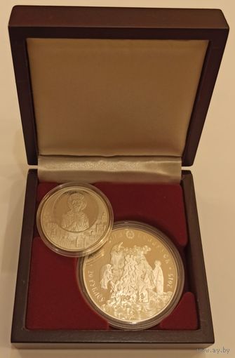 Футляр для 2 монет с ложементом на 2 ячейки D 58.00 мм и 37.00 мм деревянный