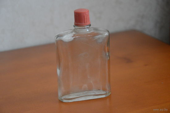 Бутылочка (флакон) для одеколона СССР Лот #С033. Распродажа коллекции.