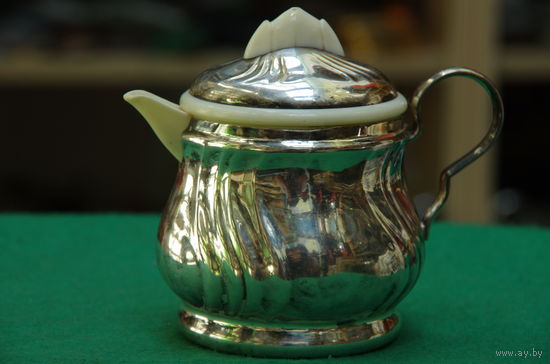 Чайник  -заварник  ( латунь с серебрением )