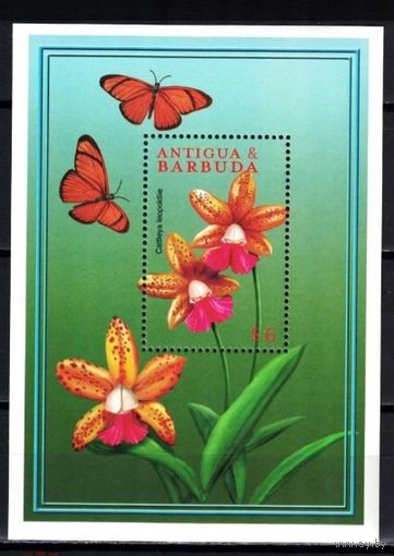 Антигуа и Барбуда 2000, БАБОЧКИ на цветах, Насекомые, MNH.