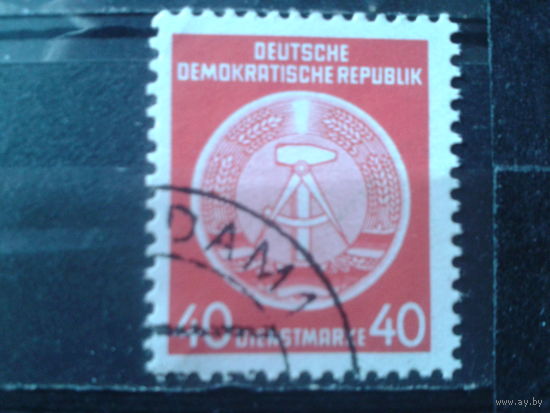 ГДР 1954-7 Служебная марка, герб 40 пф