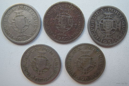 Мозамбик 2,5 эскудо 1952, 1953, 1954, 1955, 1965 гг. Цена за 1 шт. (gl)