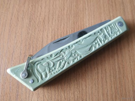Старый карманный складной (перочинный) туристический нож. СССР, вторая половина прошлого века.