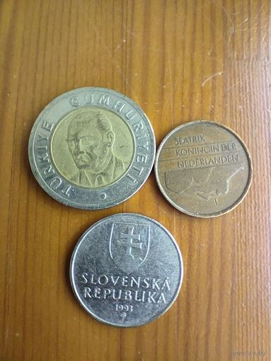 Словения 2 кроны 1993, Нидерланды 5 центов 1984, Турция 1 лира 2005 - 101