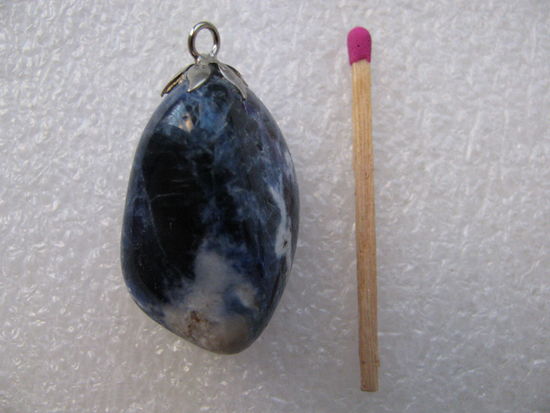 Кулон из голубого лазурита. натуральный камень