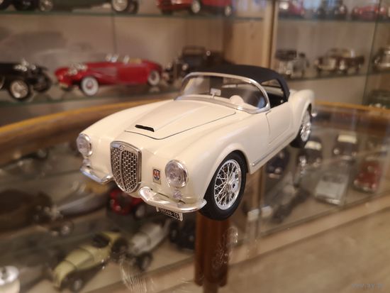 Модель 1:18 Lancia Aurelia 1955