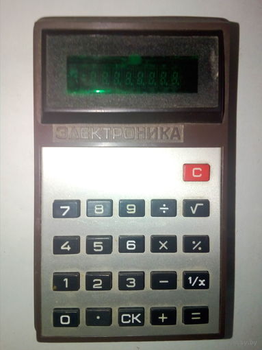 Советский калькулятор Б3-14 1982 года