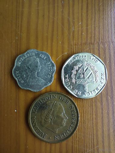 Восточные карибы 1 цент 1981, Куба 10 центов 2002, Нидерланды 5 центов 1980-44