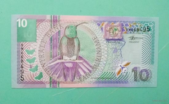 Банкнота 10 гульденов  Суринам 2000 г.