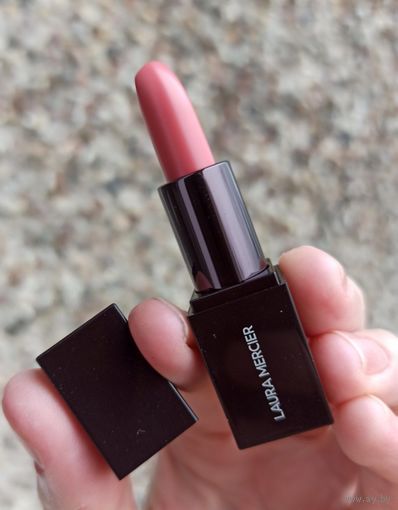 Минипомада Laura Mercier Rouge Essentiel Silky Creme Lipstick в оттенке 40 NU PREFERE