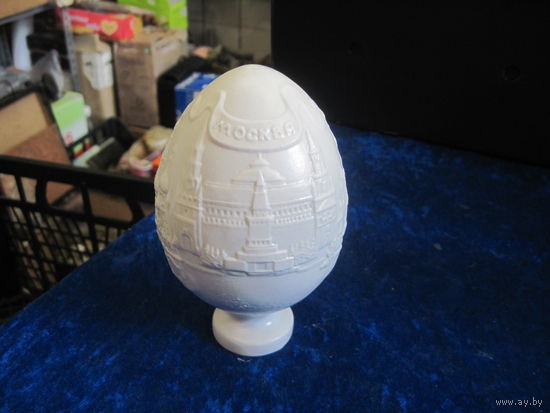 Яйцо Москва бисквит 11,5 см. Редкое.