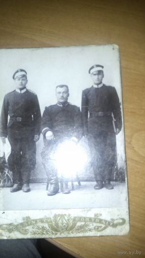 3 бойца царского времени в форме до 1907 года.