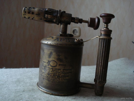 Паяльная лампа бензиновая, модели "ARH". Производитель - компания Макса Зиверта, Стокгольм, Швеция, первая четверть прошлого века.