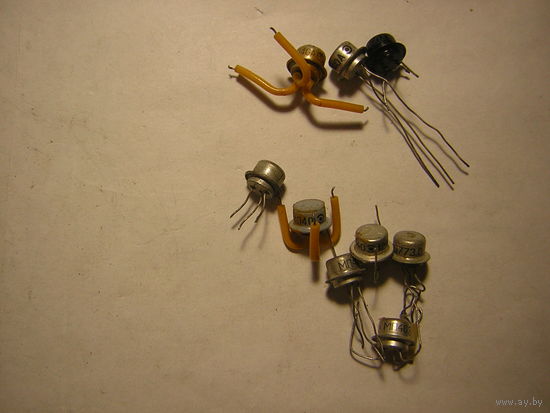 Транзистор МП40 МП40А цена за 1шт.