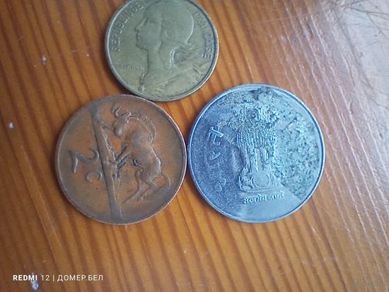 ЮАР 2 цента Бык 1970, Индия 1 рупия 2003, Франция 10 центов 1968-18
