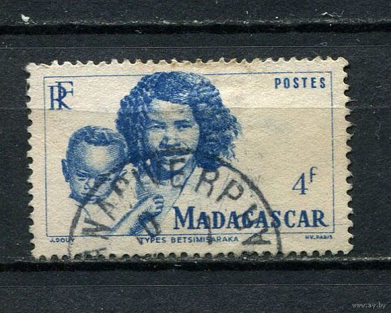 Французские колонии - Мадагаскар - 1946 - Местные жители 4Fr - [Mi.399] - 1 марка. Гашеная.  (Лот 61Dd)