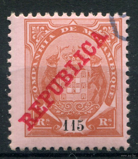 Португальские колонии - Мозамбик - 1911г. - герб, надпечатка Republica, 115 R - 1 марка - гашёный с клеем. Без МЦ!