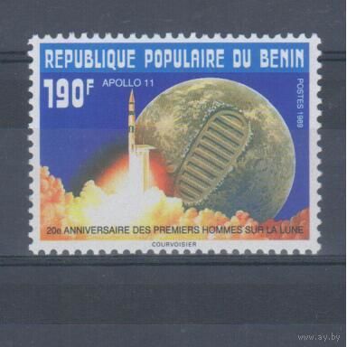 [1059] Бенин 1989. Космос США.Высадка на Луну. Одиночный выпуск. MNH