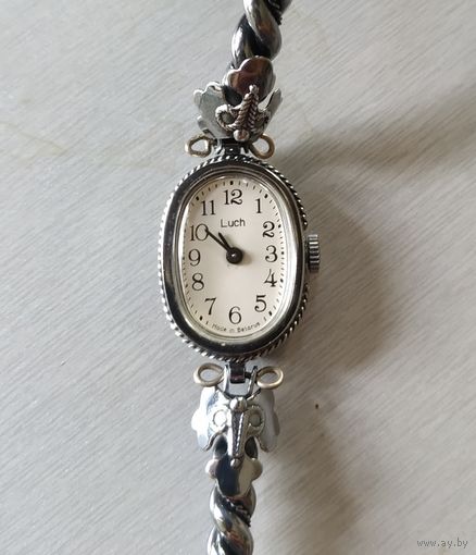 Часы наручные женские "Luch", с браслетом, 17 камней, Сделано в Беларуси