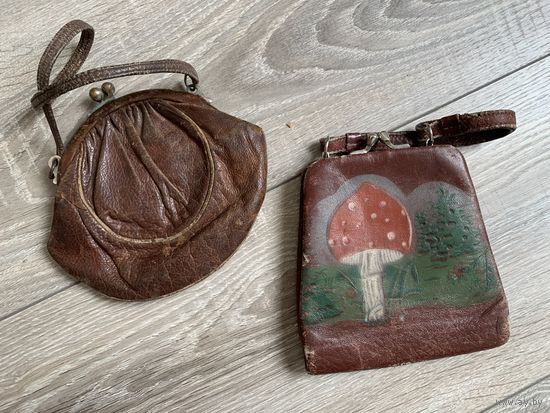 Лот из двух женских сумок середины 20 века