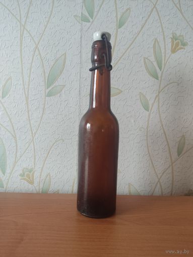 Бутылка 0,33 с пробкой немецкая окупация