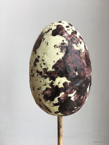 Яйцо из пенопласта на палочке сувенирное