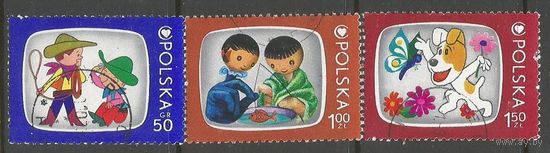 Польша. Популярные детские фильмы. 1975г. Mi#2392-94.