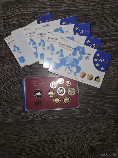 Германия 2014 год 5 наборов разных монетных дворов A D F G J. 1, 2, 5, 10, 20, 50 евроцентов, 1, 2 евро и 2 юбилейных евро. Официальный набор PROOF монет в упаковке.