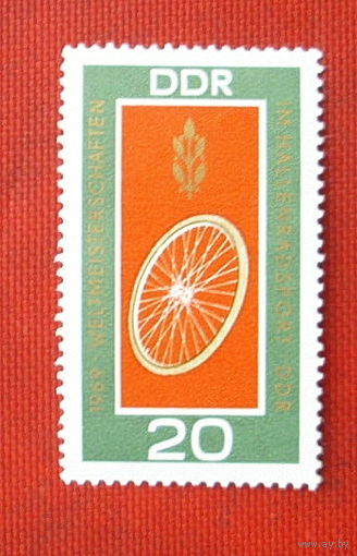 ГДР. Спорт. ( 1 марка ) 1969 года. 3-4.