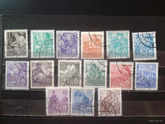 ГДР 1953-7 Стандарт 15 марок