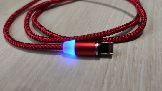 Магнитный кабель  для телефона iOS красный
