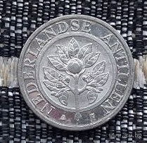 Антильские острова 10 центов 2004 года. UNC. Нидерланды.