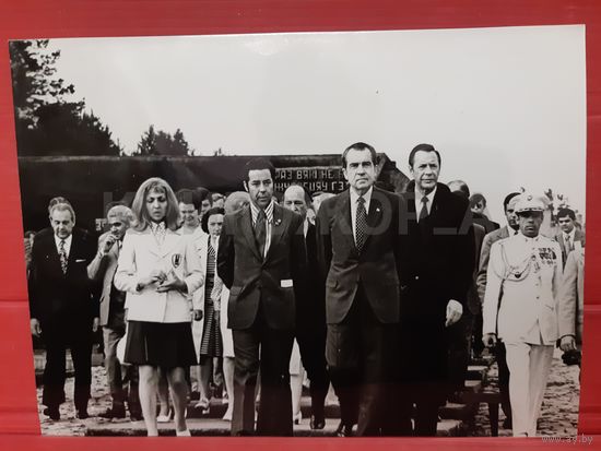 Фотография ОРИГИНАЛ! президент Ричард Никсон, Хатынь 1974 года.