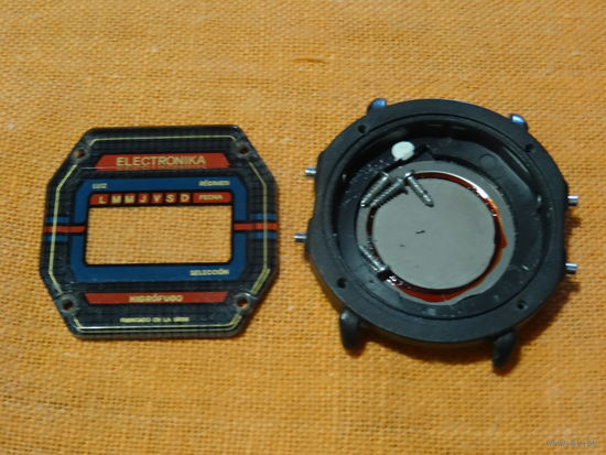 Часы ""Электроника 53В"  , корпус, со  стекломаской на испанском языке