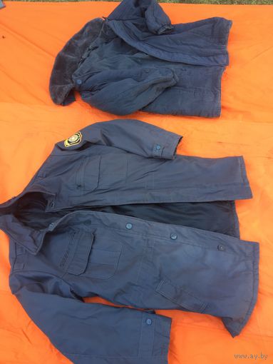 Ещё одна утеплённая  куртка офицера  белорусской  милиции в отличном размере 50-52-3.С отстежной  утеплённой  подстёжкой.