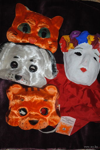 Карнавальные маски для детей времён СССР -*(практически новые) + пионерский галстук-!