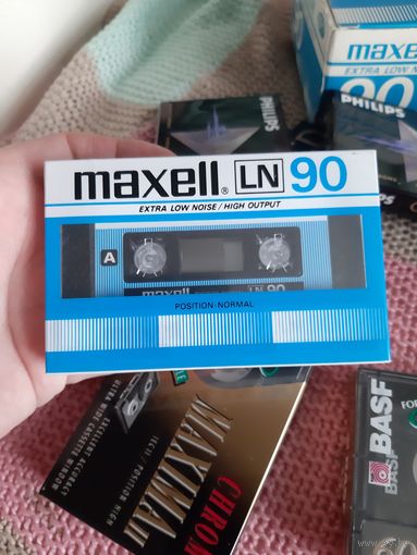 Кассета maxell